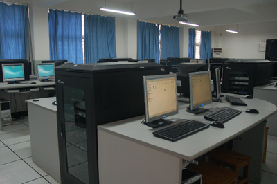 广西建院计算机与信息技术系 培养计算机信息技术开发人才的摇篮