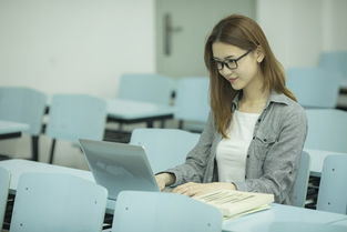 电子信息专业的课程内容与主要就业方向解析，以及其与计算机信息技术开发的关系